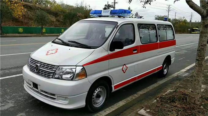 吐鲁番丰田海狮救护车